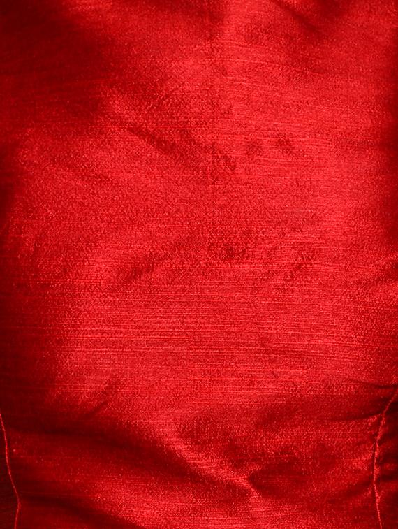blood red solid blouse - 16978706 - Zoom Image - 4