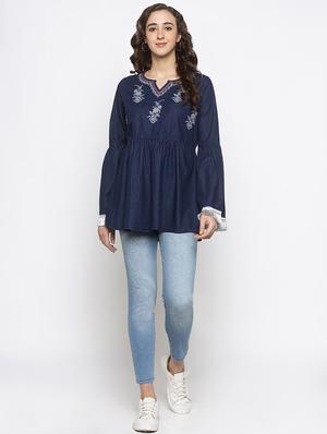 embroidered detail bell sleeved top - 16978937 - Standard Image - 4