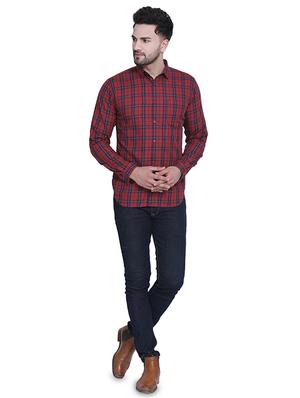red checkered casual shirt - 16979329 - Standard Image - 4