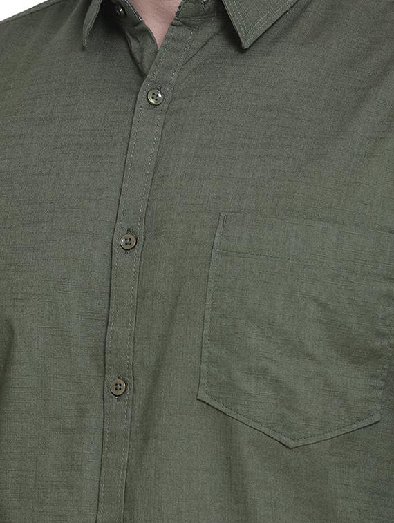 green solid casual shirt - 16979337 - Zoom Image - 5