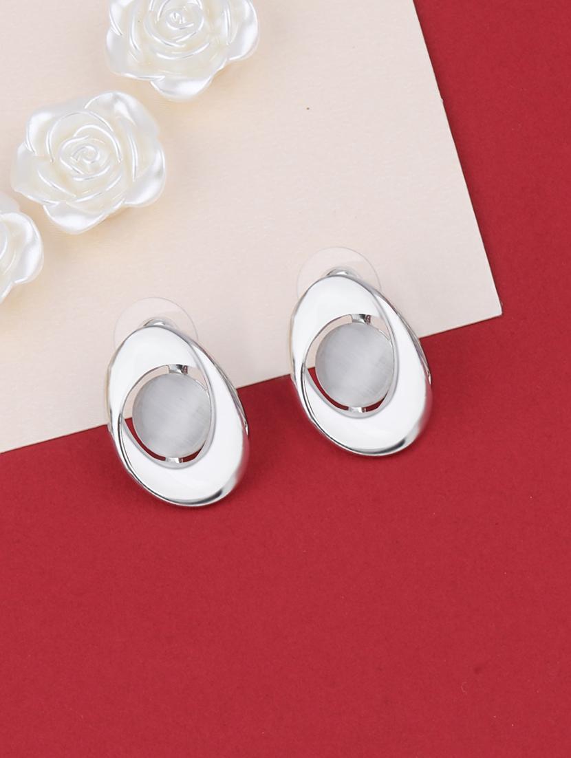 silver metal studs earring - 16979428 - Zoom Image - 1