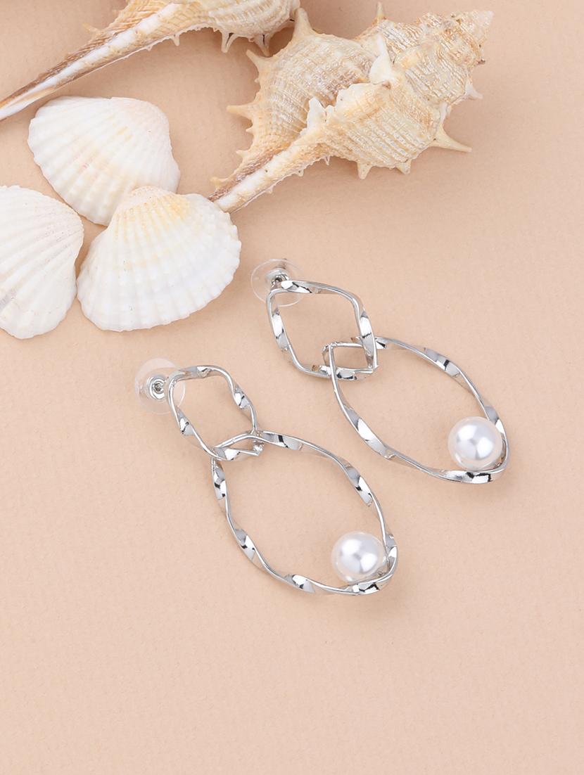 silver metal drop earring - 16979635 - Zoom Image - 2