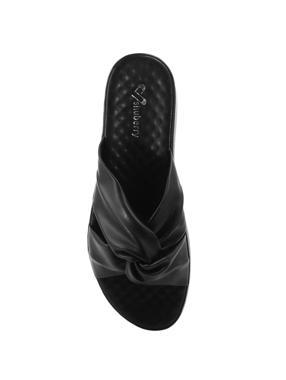 black faux leather flat forms sandals - 16980987 - Zoom Image - 4