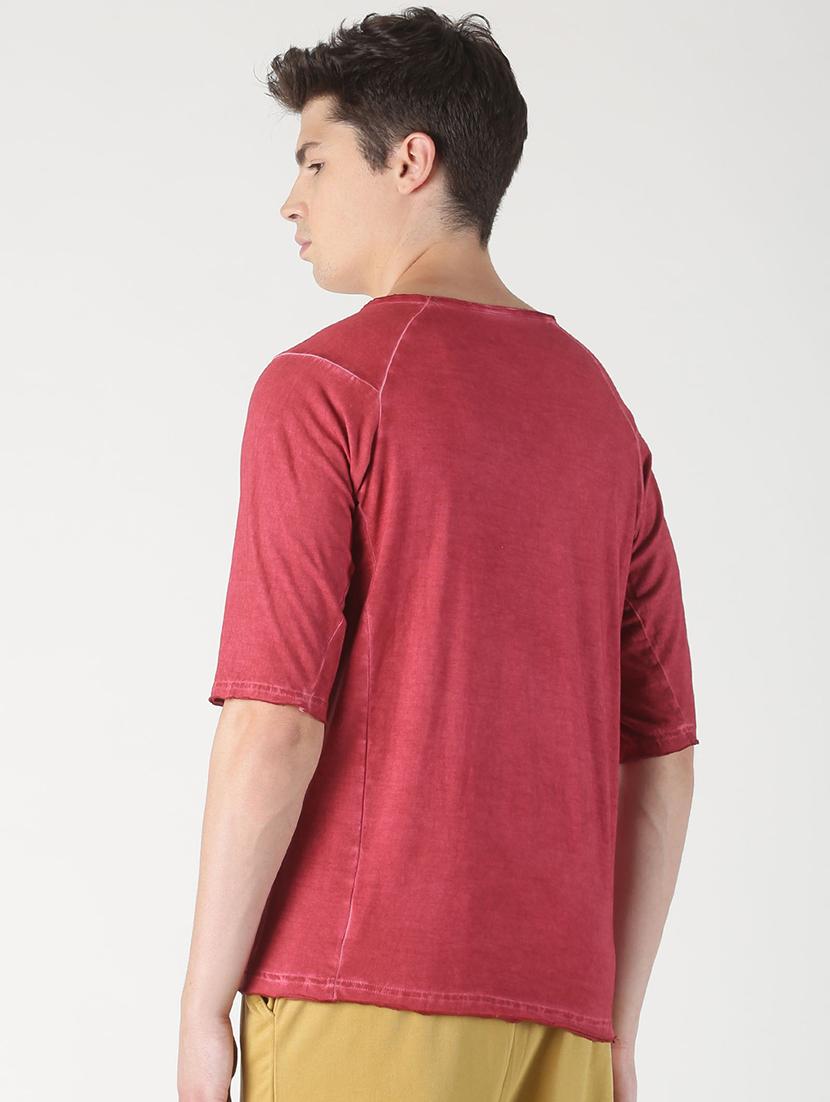 red solid raglan t-shirt - 16983395 - Zoom Image - 3