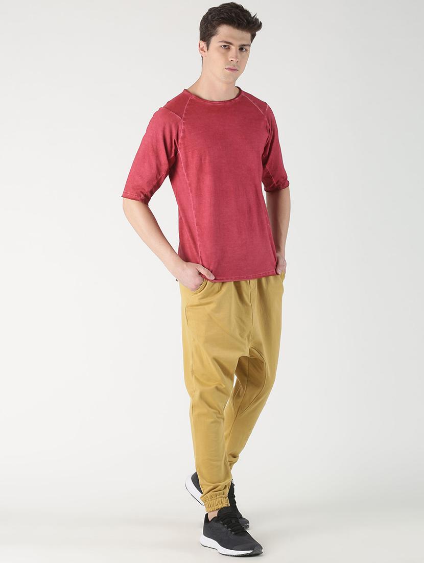 red solid raglan t-shirt - 16983395 - Zoom Image - 4