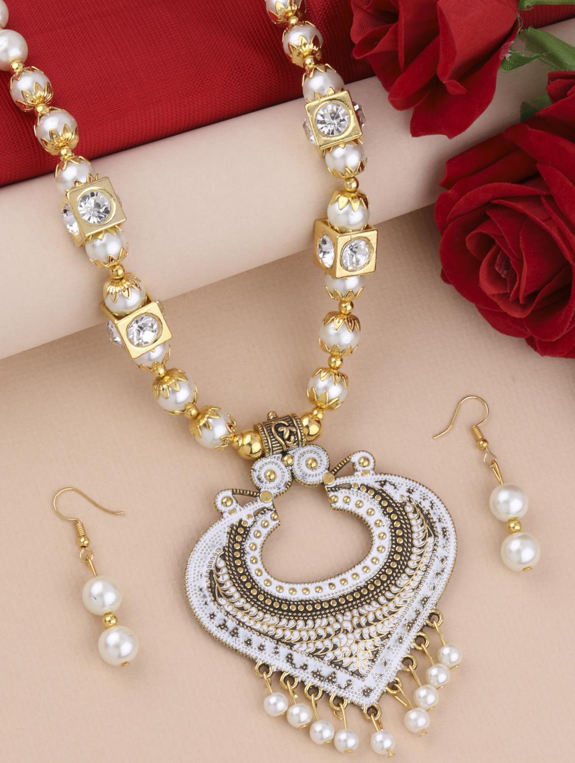 white metal long necklace - 16983955 - Zoom Image - 1
