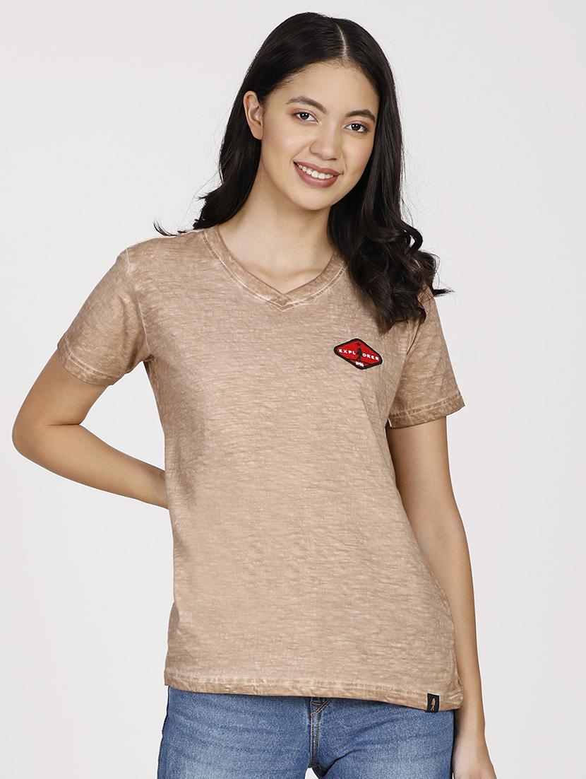 applique detail faded tee - 16985294 - Zoom Image - 1