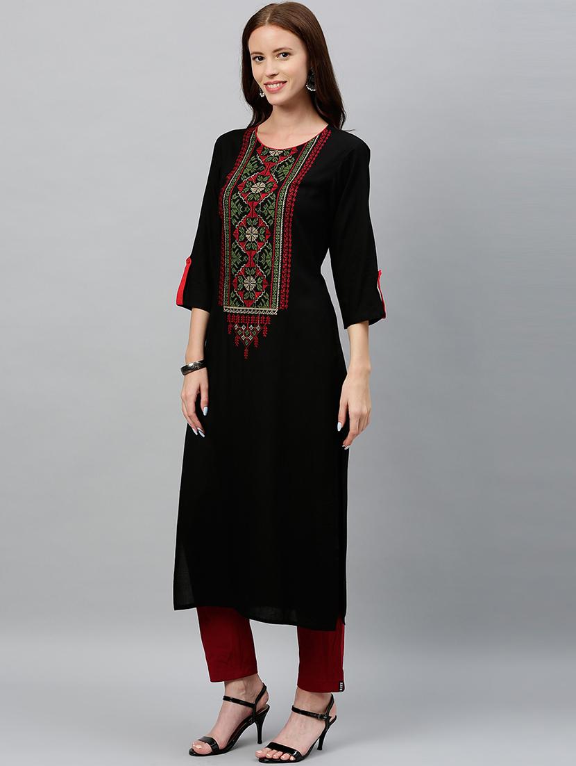 yoke embroidered straight kurta - 16987197 - Zoom Image - 3