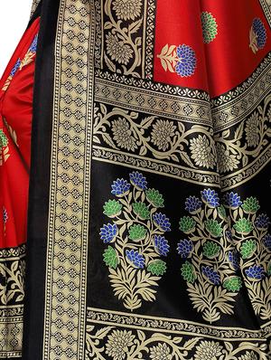 floral printed saree with blouse - 16989494 - Standard Image - 3