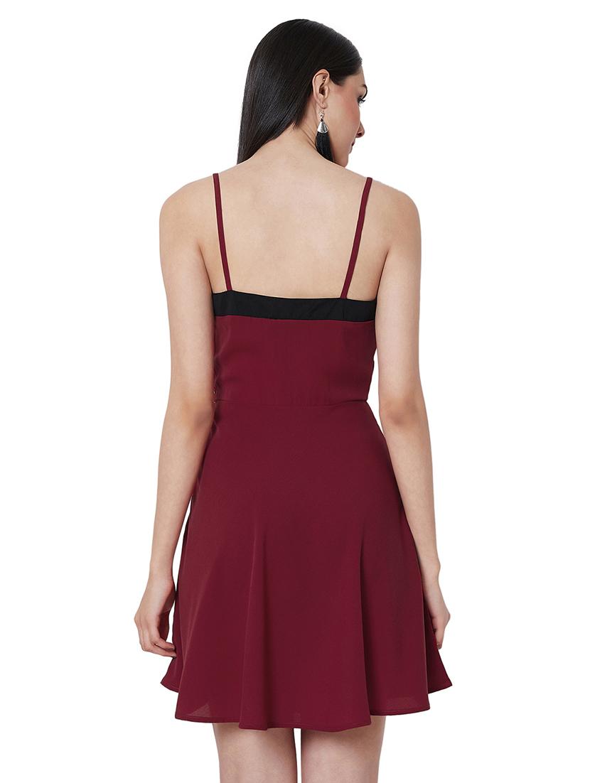 shoulder strap flared dress - 16990158 - Zoom Image - 3