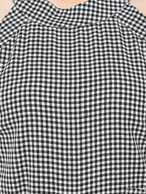 tie front gingham checkered jumpsuit - 16994875 - Standard Image - 4