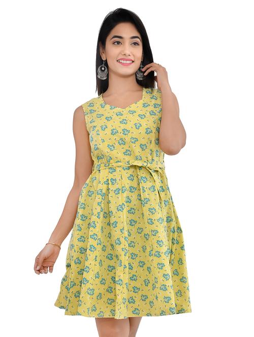 women's fit & flare leaf print dress - 16995063 -  Standard Image - 0