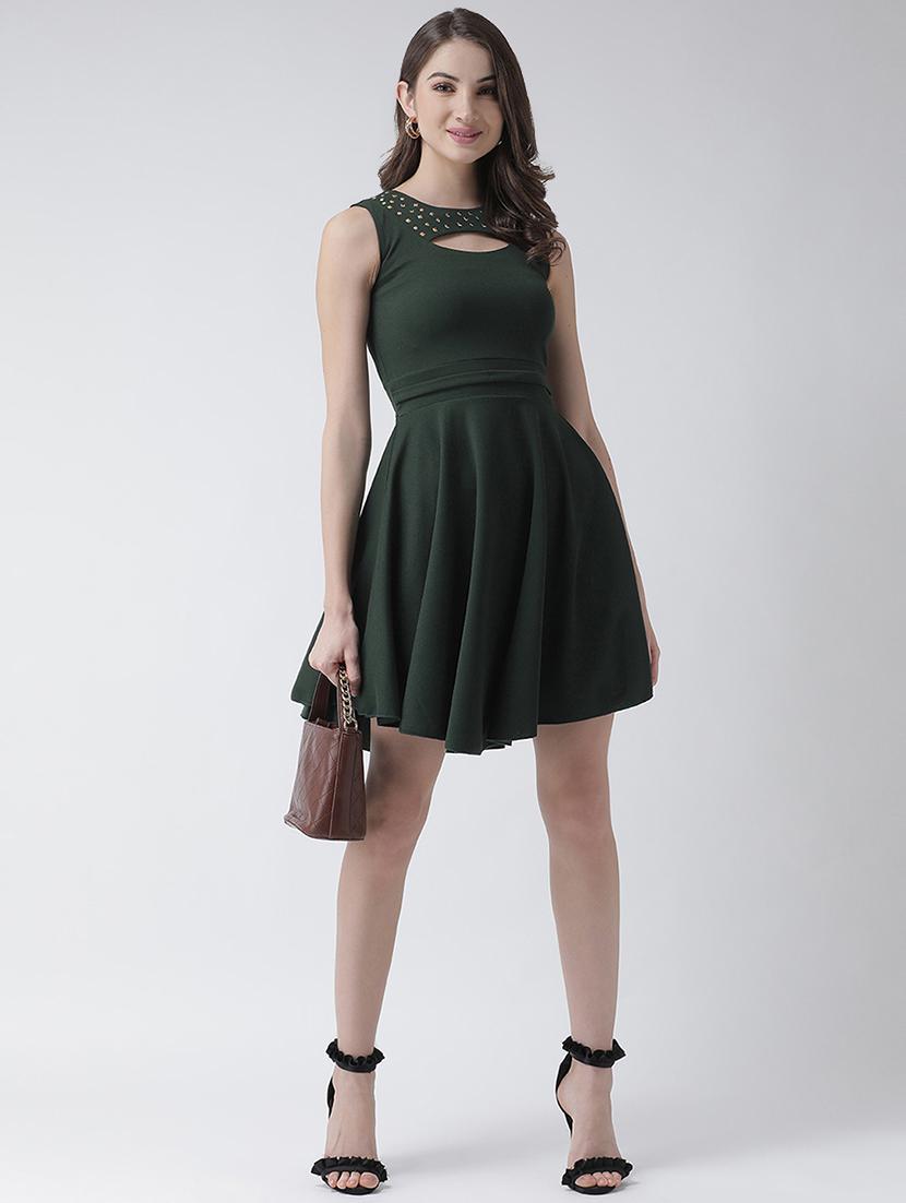 cut out detail flared dress - 16995779 - Zoom Image - 4