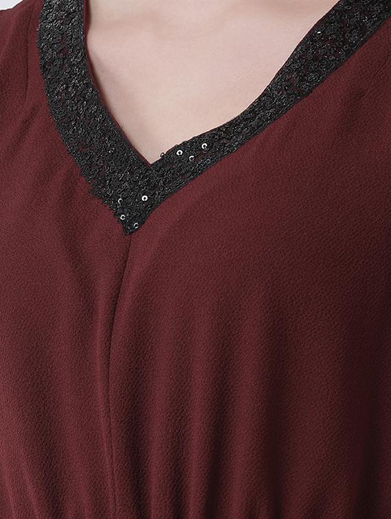 embellished neck asymmetric top - 16995819 - Zoom Image - 5