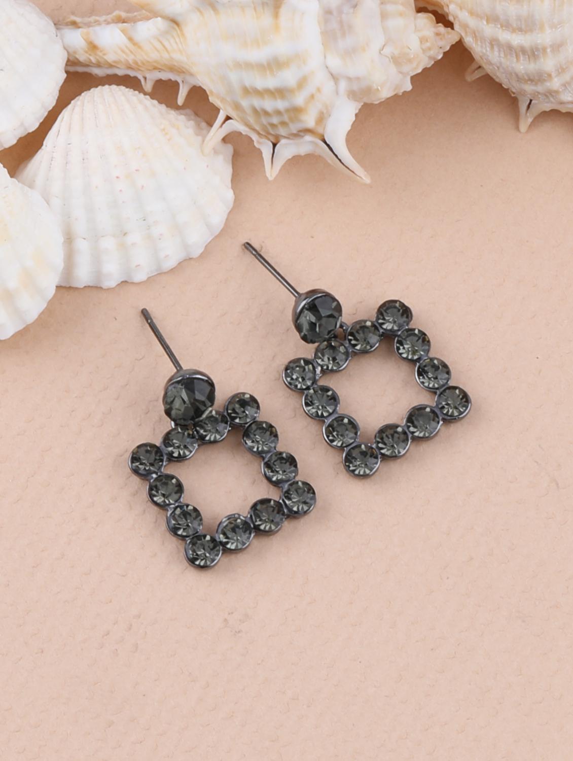 black metal drop earring - 16996164 - Zoom Image - 1