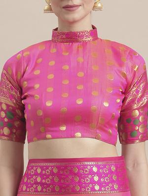 solid banarasi saree with blouse - 16998078 - Standard Image - 3
