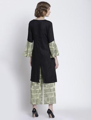 contrast bell sleeves back slit a-line kurta - 16998825 - Standard Image - 3