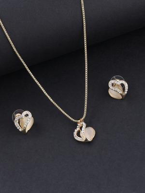 gold metal pendant - 17006376 - Standard Image - 4