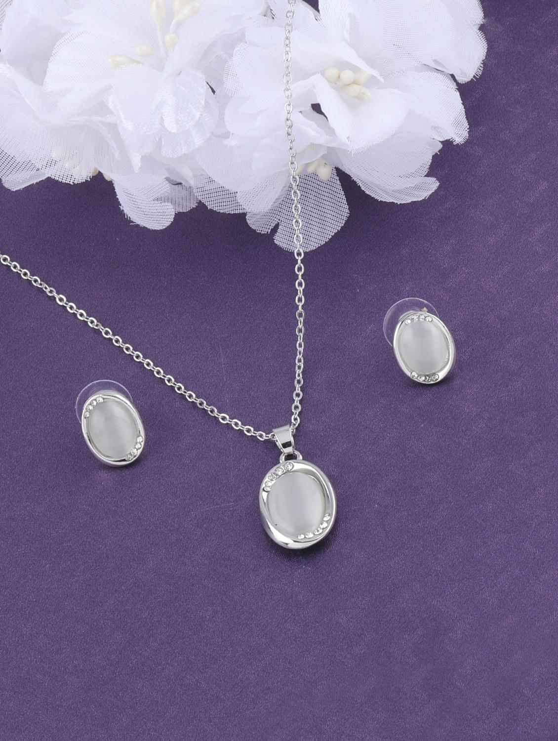 silver metal pendant - 17006381 - Zoom Image - 1