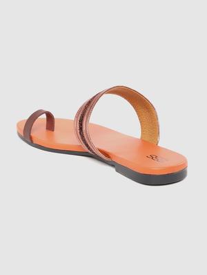 gold synthetic kolhapuris - 17006430 - Standard Image - 3