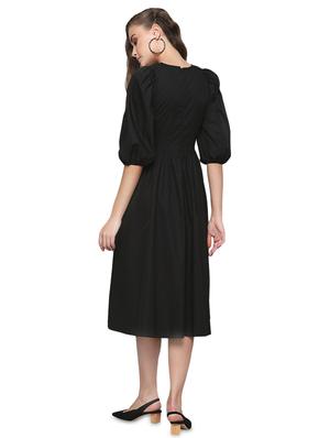 round neck solid flared dress - 17010375 - Standard Image - 3