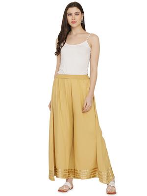 beige rayon flared palazzo - 17010967 - Standard Image - 4