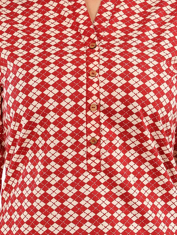 maroon cotton aline kurti - 17011879 - Zoom Image - 4