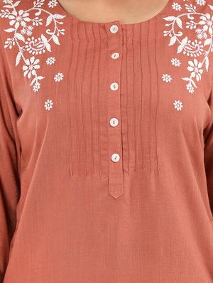 pink rayon straight kurti - 17012074 - Standard Image - 4