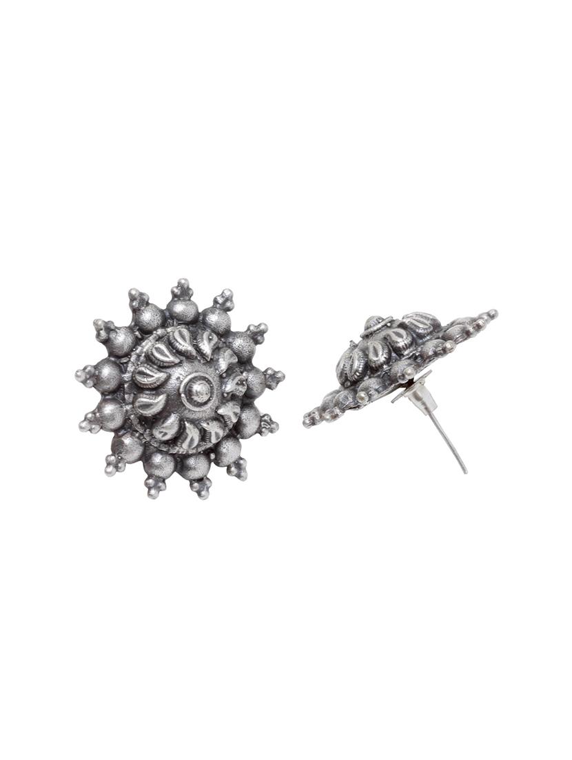 silver brass studs earring - 17012105 - Zoom Image - 3