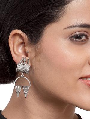 silver brass drop earring - 17012111 - Standard Image - 4