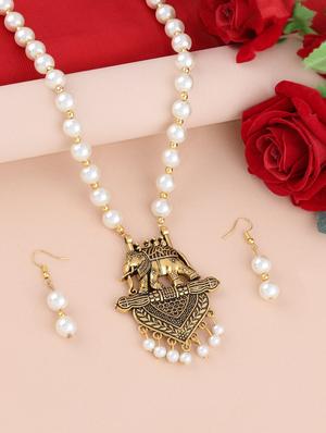 gold metal long necklace - 17013391 - Standard Image - 3