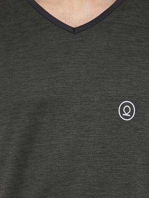 green solid t-shirt - 17014238 - Standard Image - 4