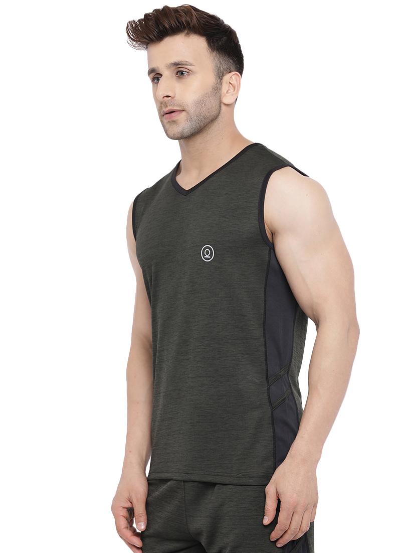 green solid t-shirt - 17014238 - Zoom Image - 2