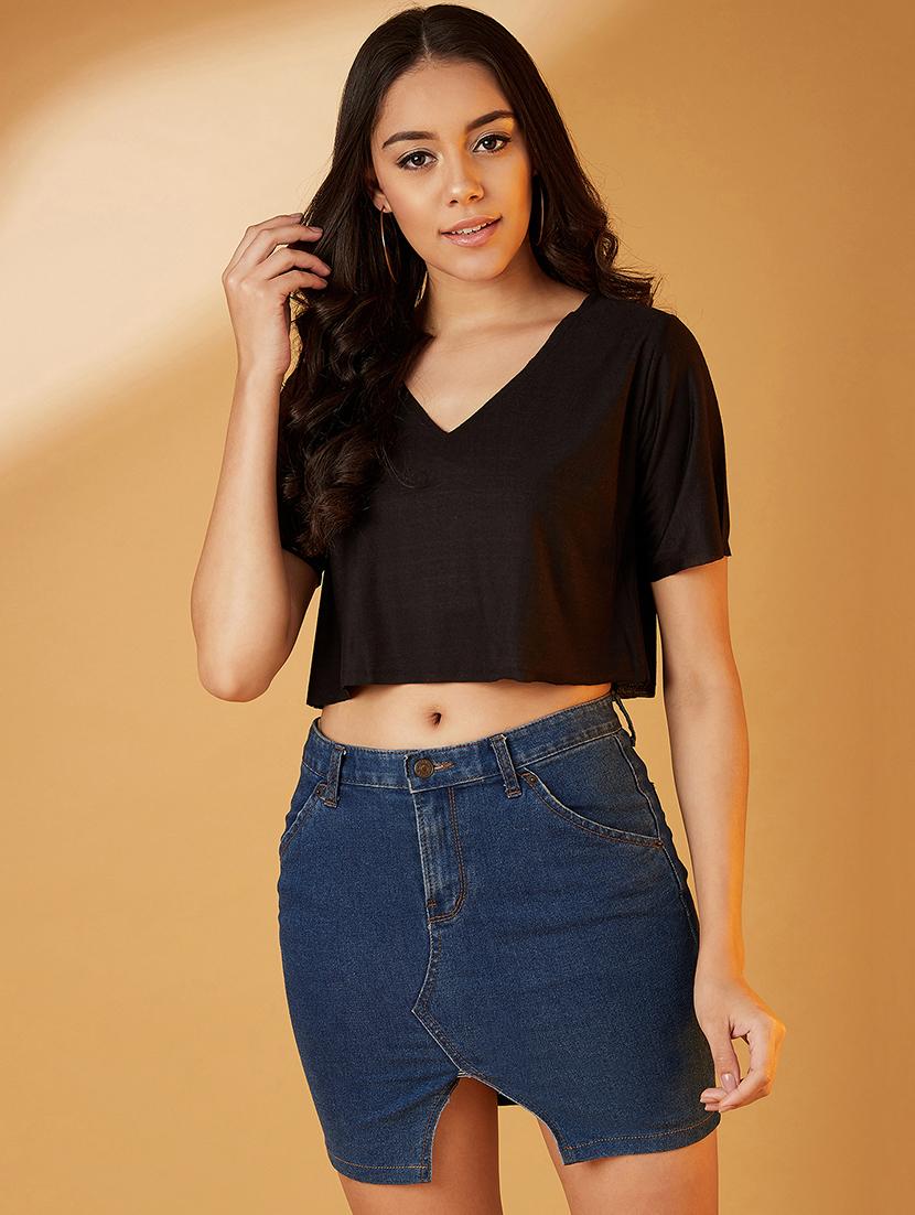 v-neck solid crop top - 17016297 - Zoom Image - 1