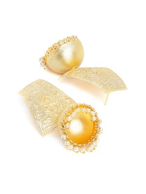 gold metal jhumka earring - 17021557 - Standard Image - 3