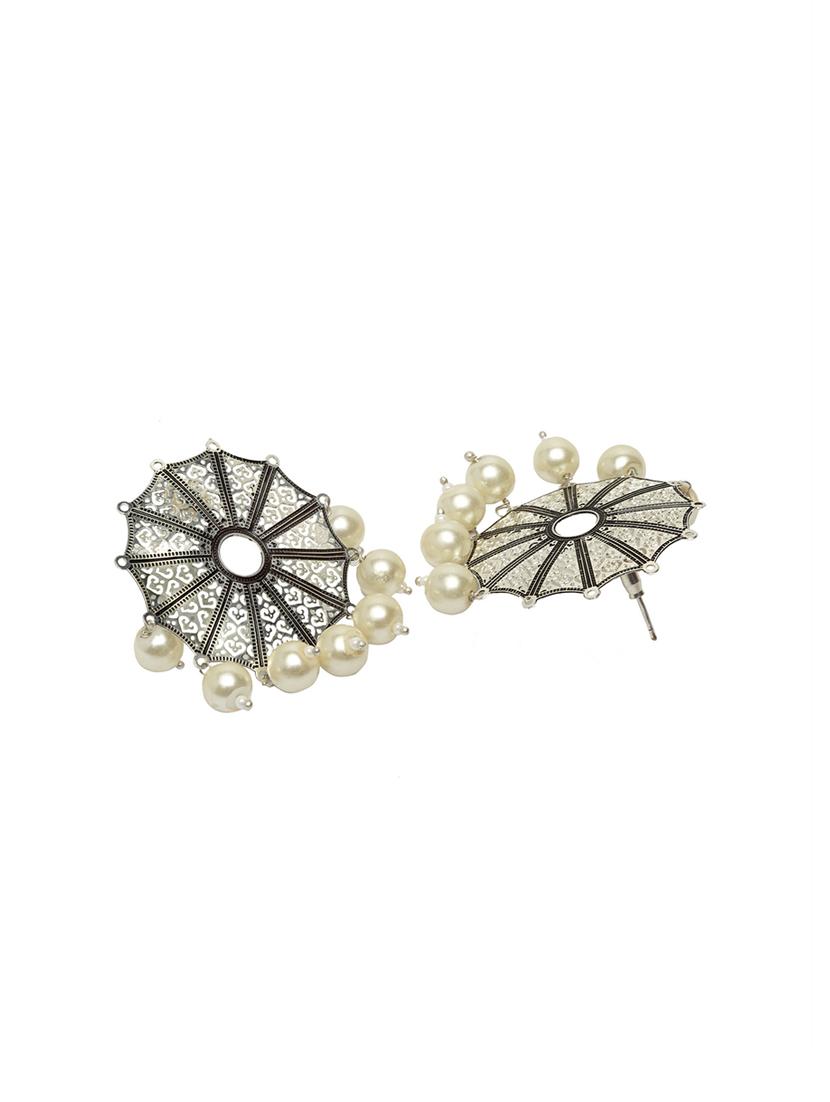 silver copper studs earring - 17021642 - Zoom Image - 3