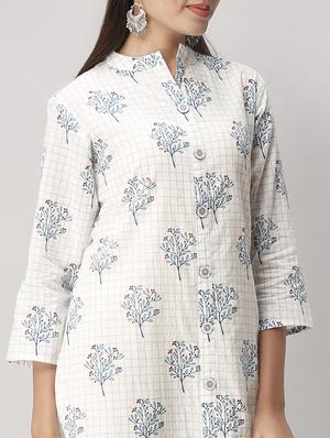 printed flared ethnic dress - 17023425 - Standard Image - 4
