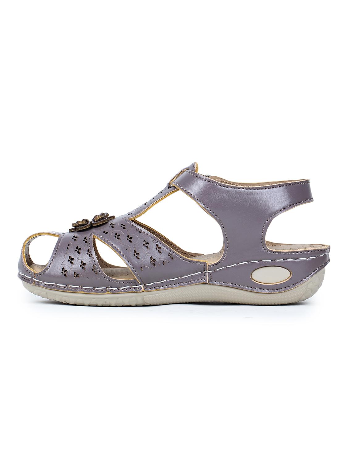 grey back strap sandals - 17024782 - Zoom Image - 2