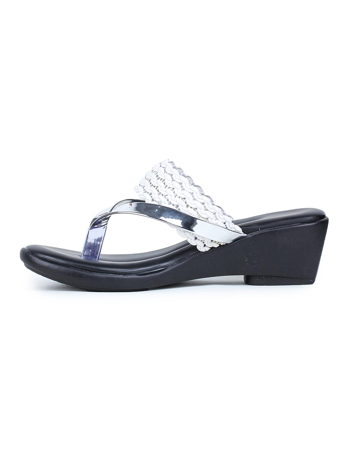 white toe separator sandals - 17024794 - Zoom Image - 2