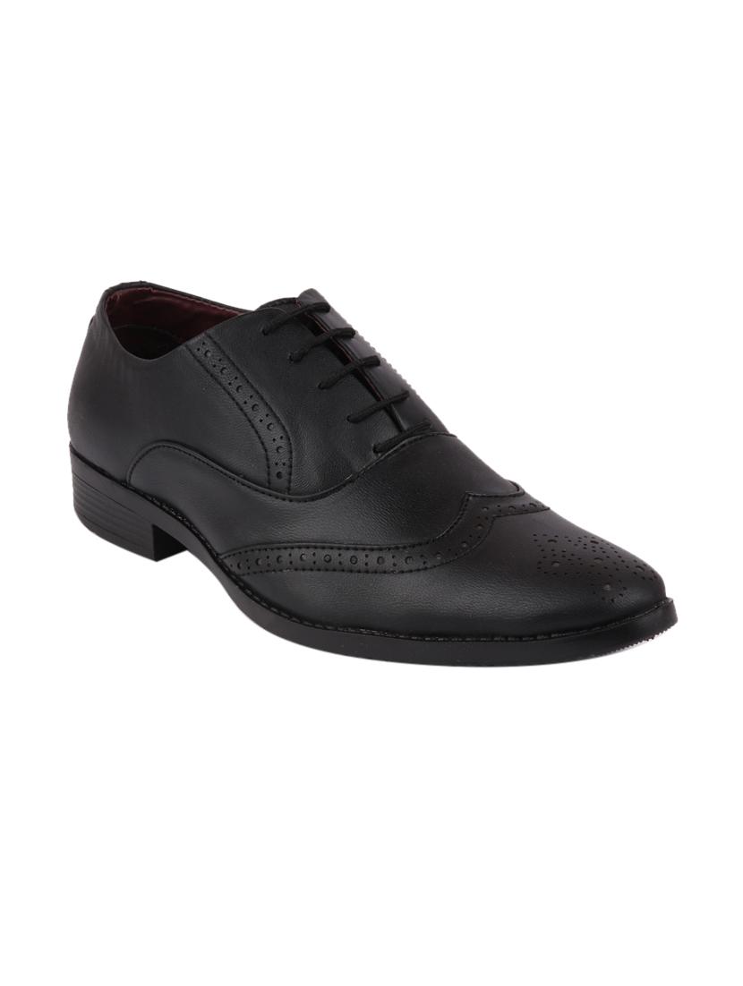 black lace-up brouges - 17025376 - Zoom Image - 1