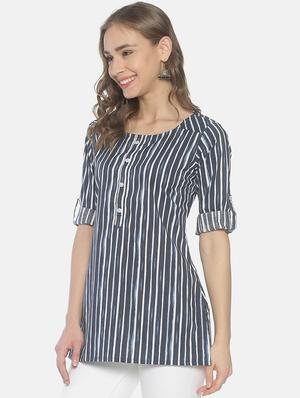 striped straight kurti - 17027277 - Standard Image - 2