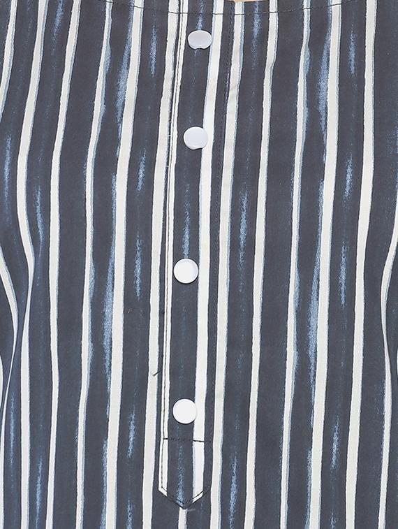 striped straight kurti - 17027277 - Zoom Image - 5