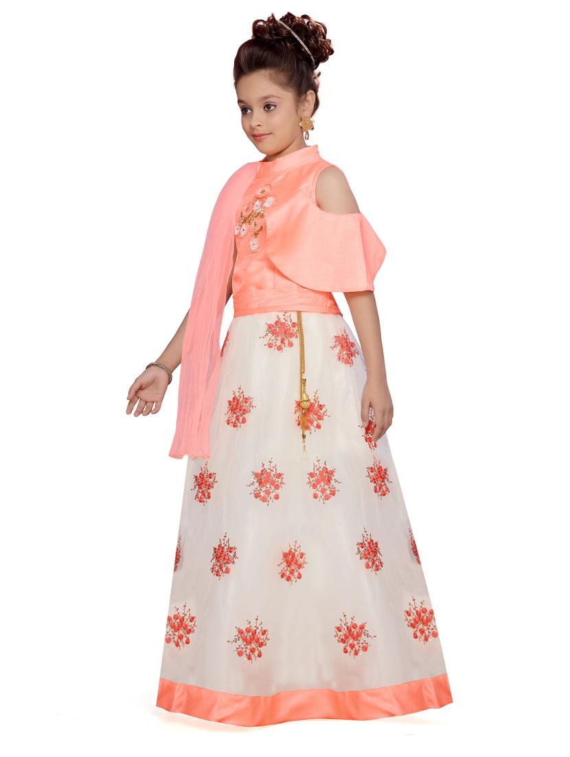 beige silk blend lehnga choli - 17032021 - Zoom Image - 2