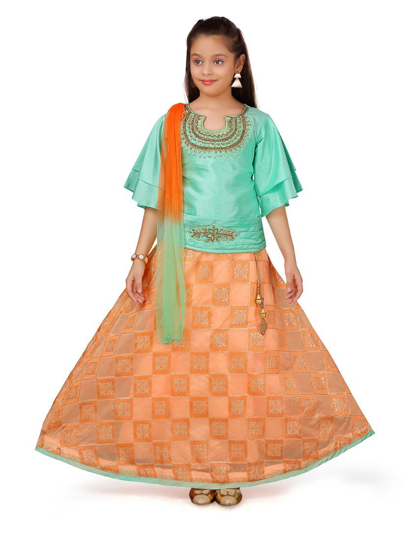 green silk blend lehnga choli - 17032023 - Zoom Image - 1