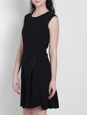 round neck flared dress - 17033859 - Standard Image - 5