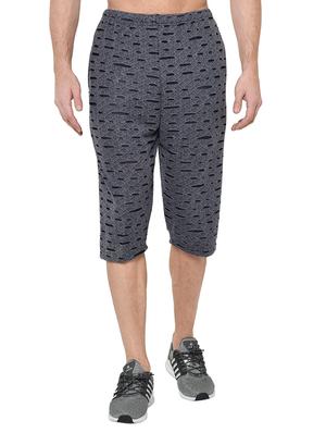 multi colored ripped three - fourth - 17059540 - Standard Image - 4
