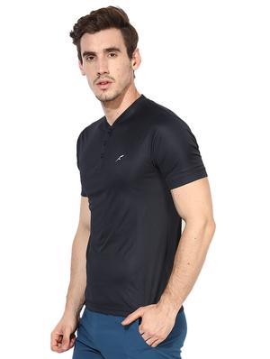 black solid polyester t-shirt - 17065551 - Standard Image - 2