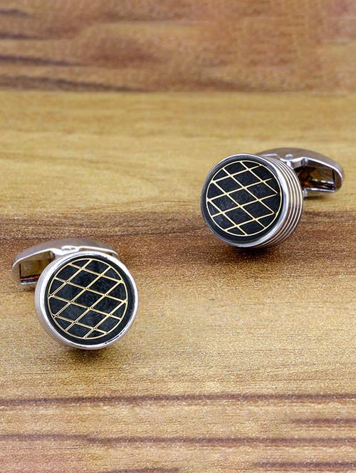 black, silver metal cufflinks - 17068905 - Very Small Image - 1