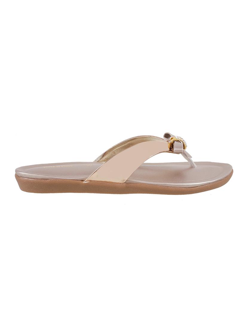 brown toe separator sandals - 17074647 - Zoom Image - 2