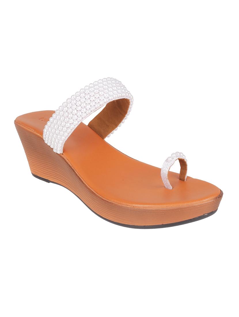 white one toe wedges - 17074734 - Zoom Image - 1